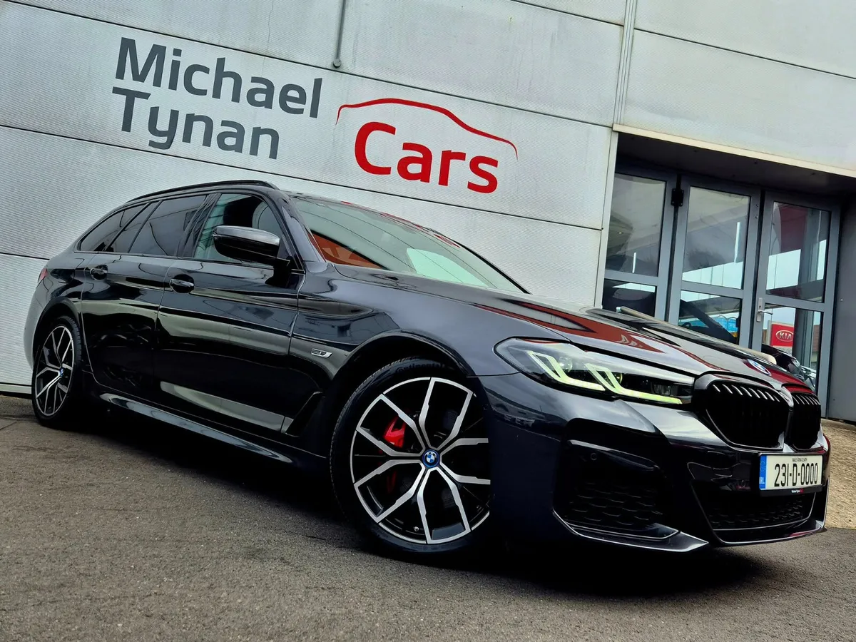 2023 BMW 530e M Sport Pro Plug in Hybrid Touring - Image 4