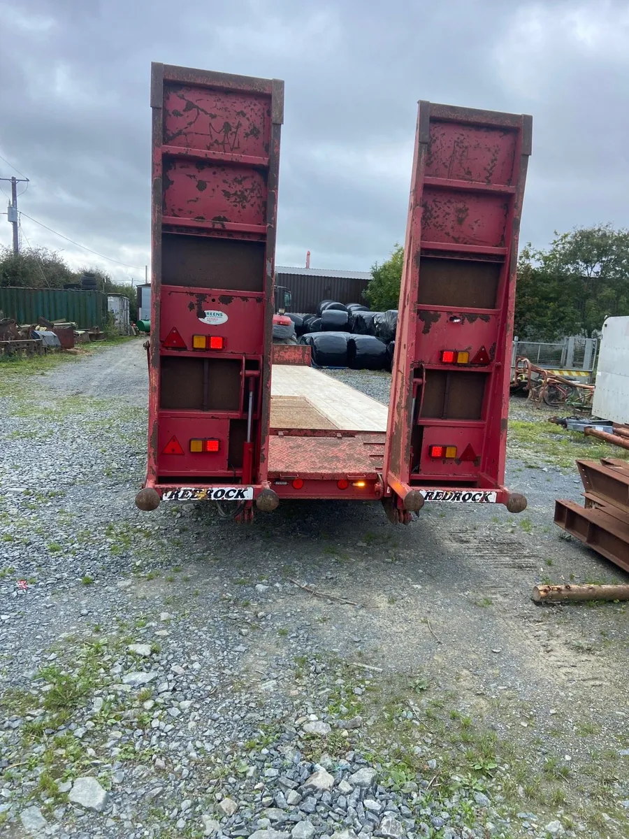 Redrock tri axle low loader - Image 4