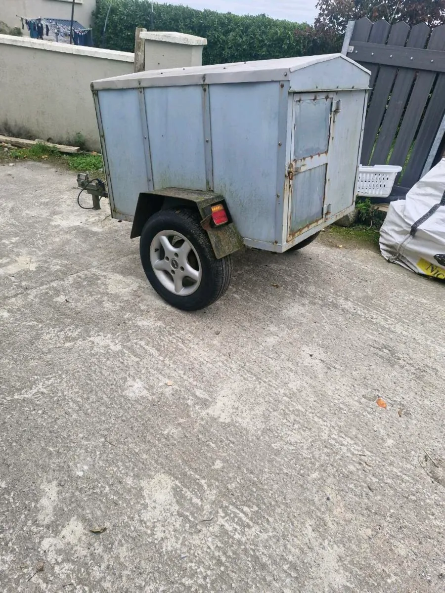 Dog trailer - Image 1