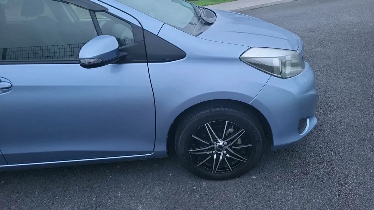 Toyota Vitz 2013 AUTOMATIC LOW MILEAGE - Image 1