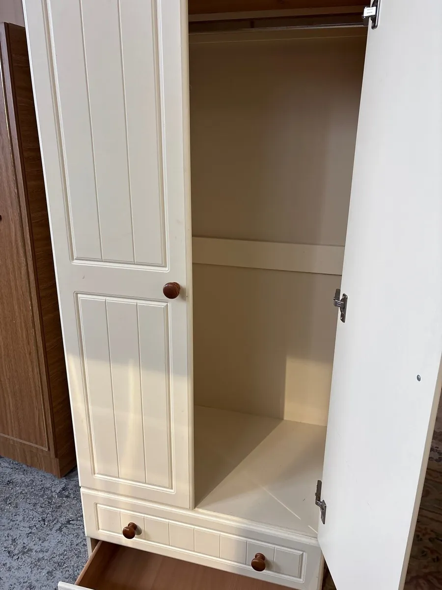 2 door wardrobe with 2 drawers - Image 2