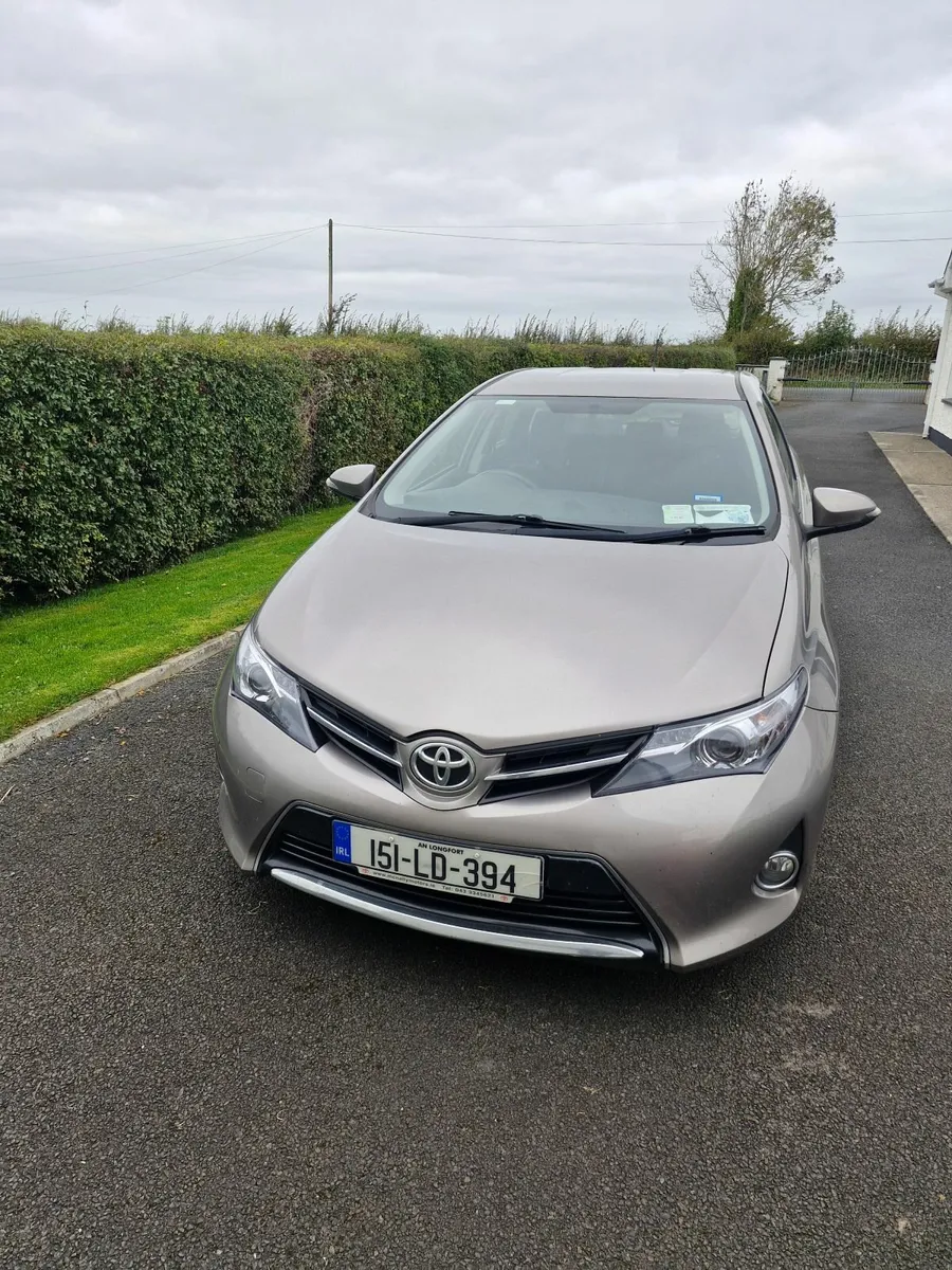 Toyota Auris 2015 - Image 1