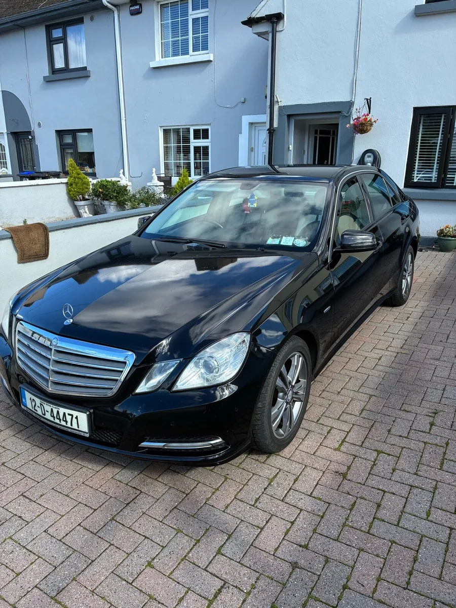 Mercedes e220 - Image 1