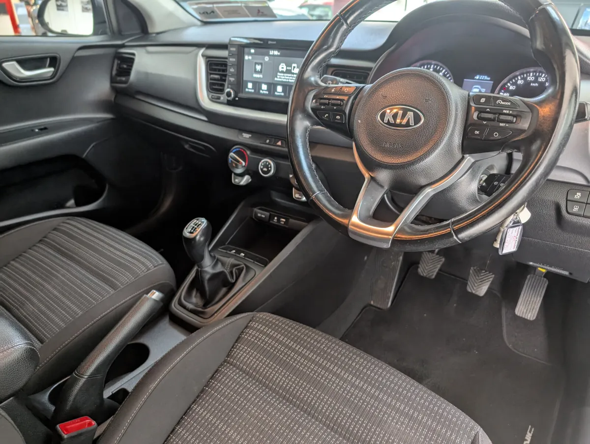 Kia Stonic K2 Petrol 2019 - Image 4