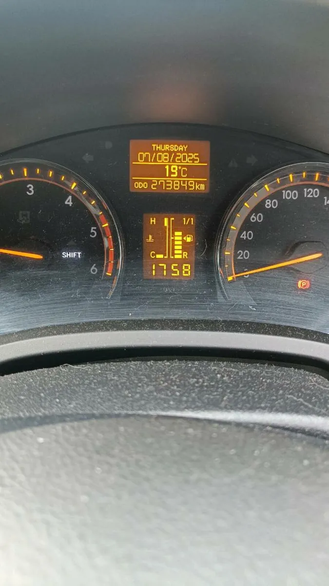 Toyota Avensis - Image 4