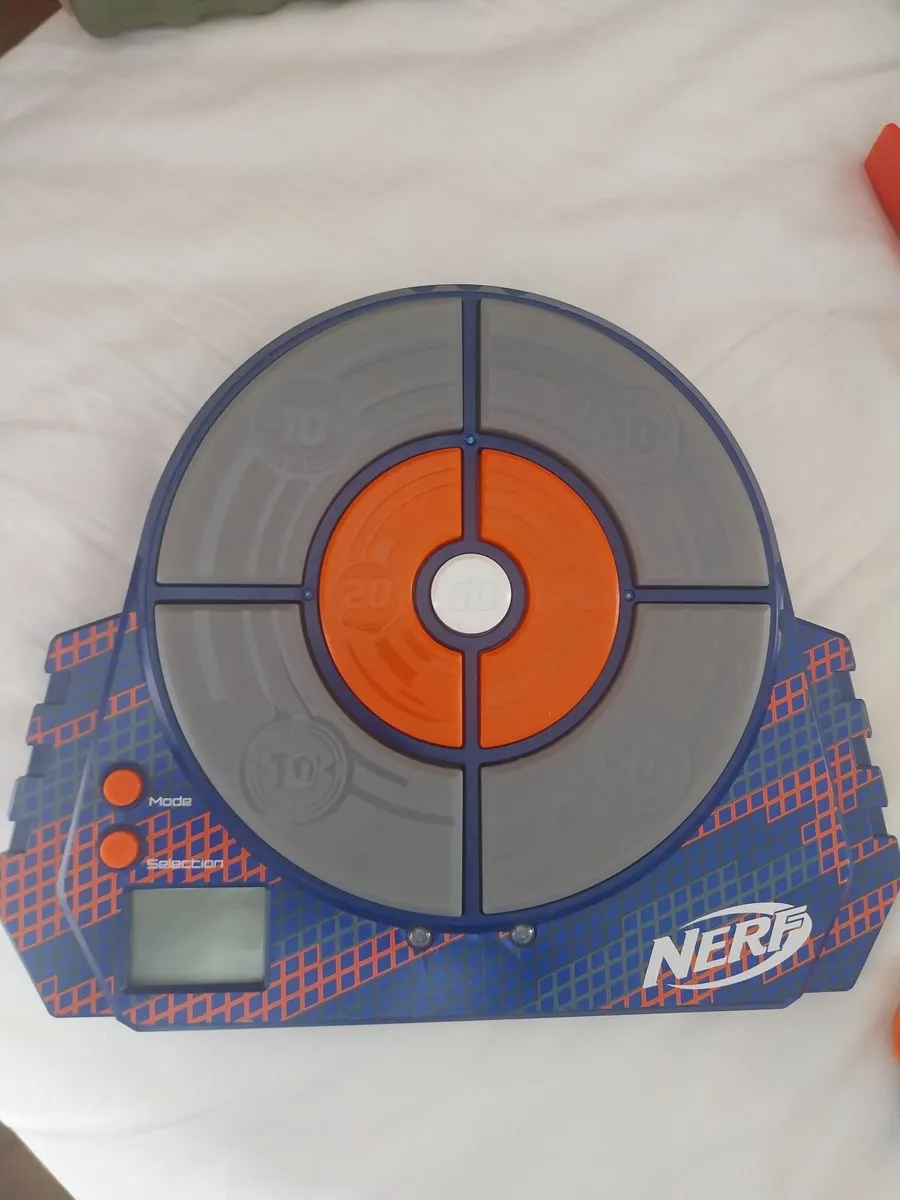 NERF / Xshot Guns, Nerf jacket, bullets etc - Image 2