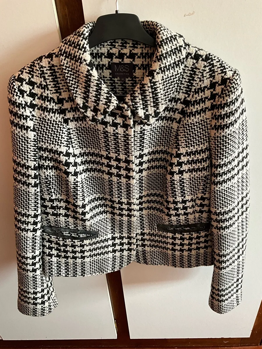 Black & White Warm Jacket - Image 2
