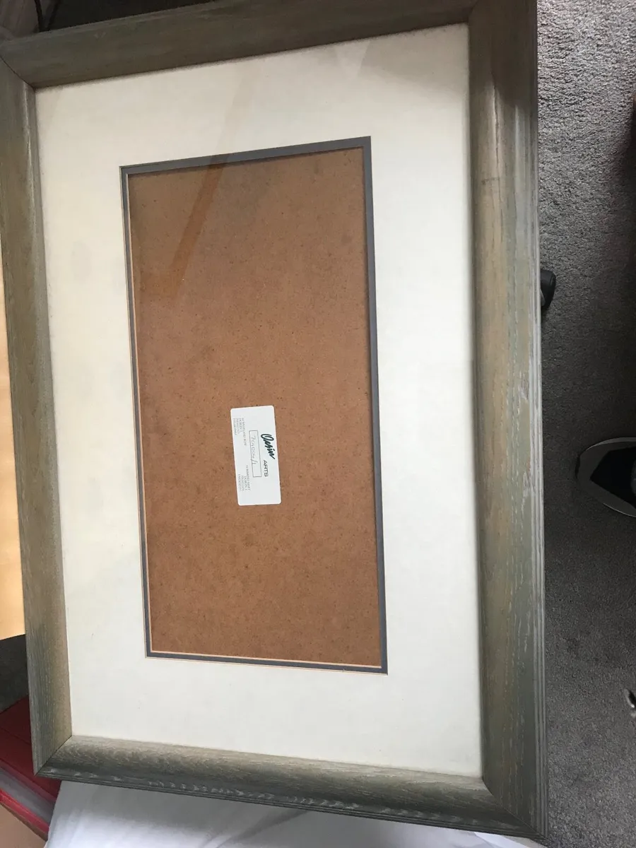 Picture frame - Image 1