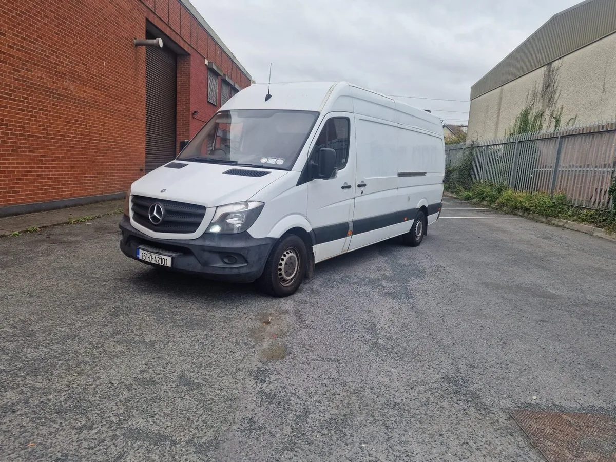 2015 Mercedes Sprinter - Image 1