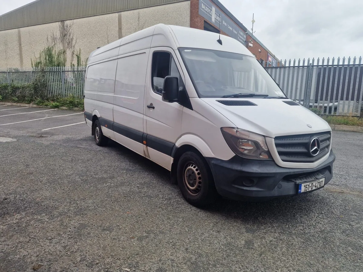 2015 Mercedes Sprinter - Image 2