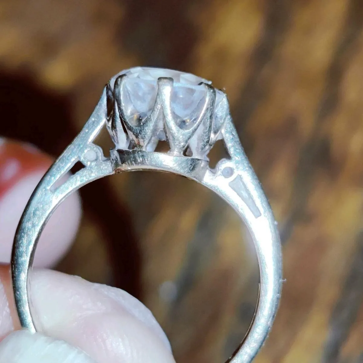 CHUNKY SOLITAIRE, 9CT Thick Yellow Gold Dress Ring - Image 3