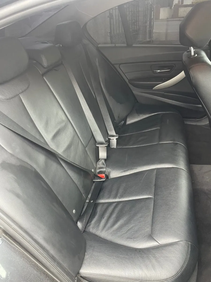 BMW 3-Series 2012 - Image 3