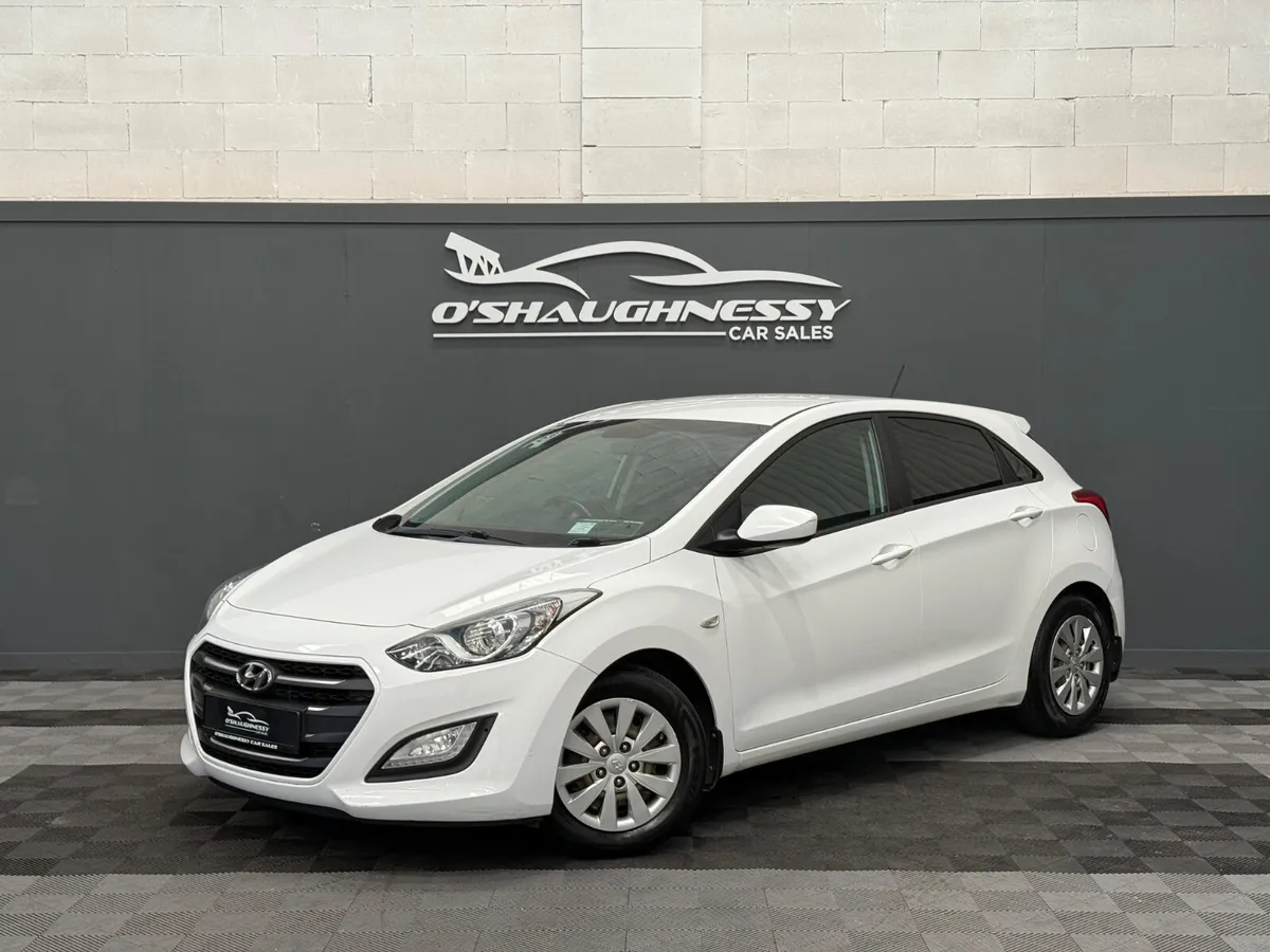 Hyundai i30 2016 1.4 Petrol Low Mileage €7590 - Image 2