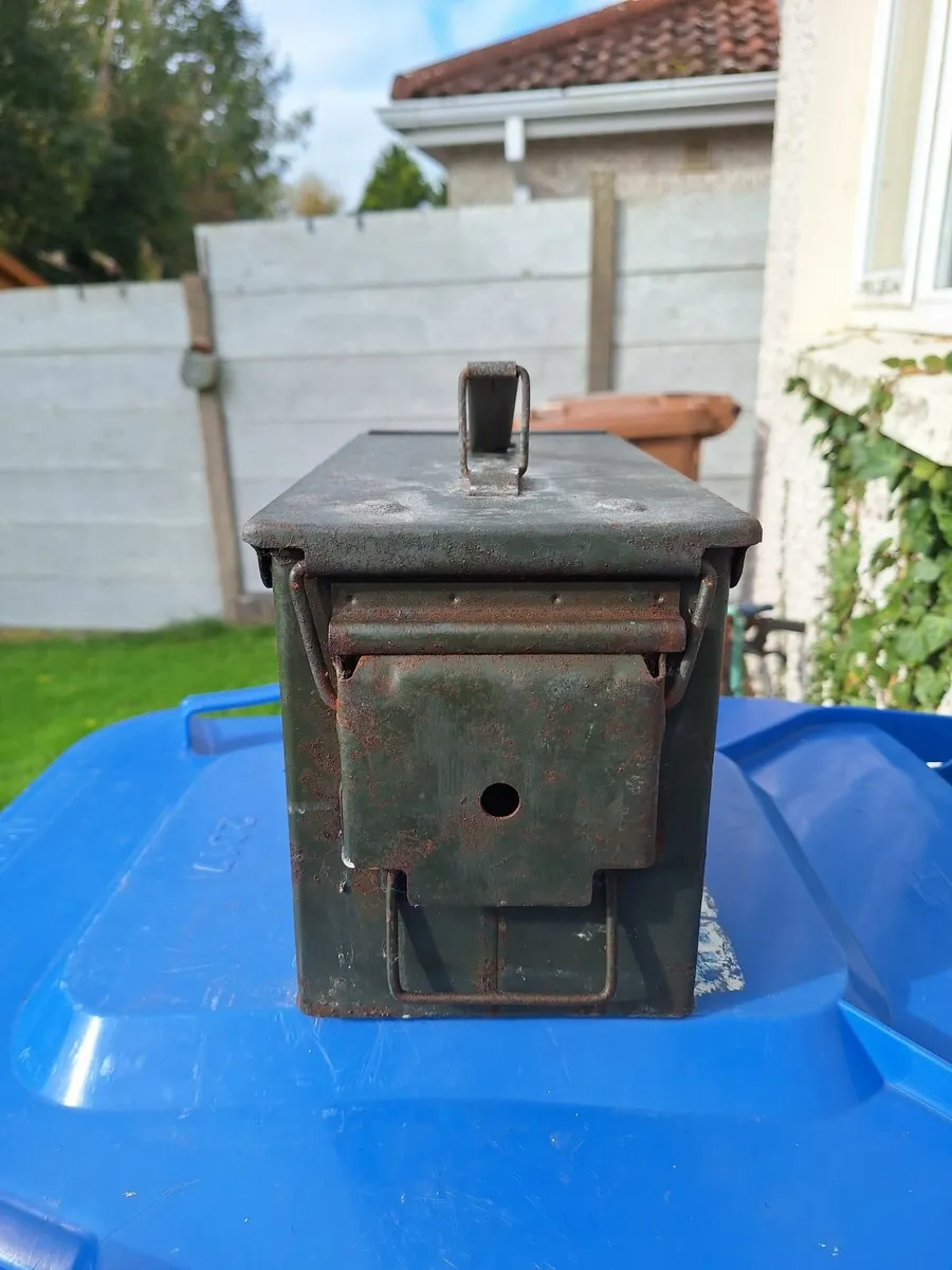 Vintage military Ammunition box - Image 3