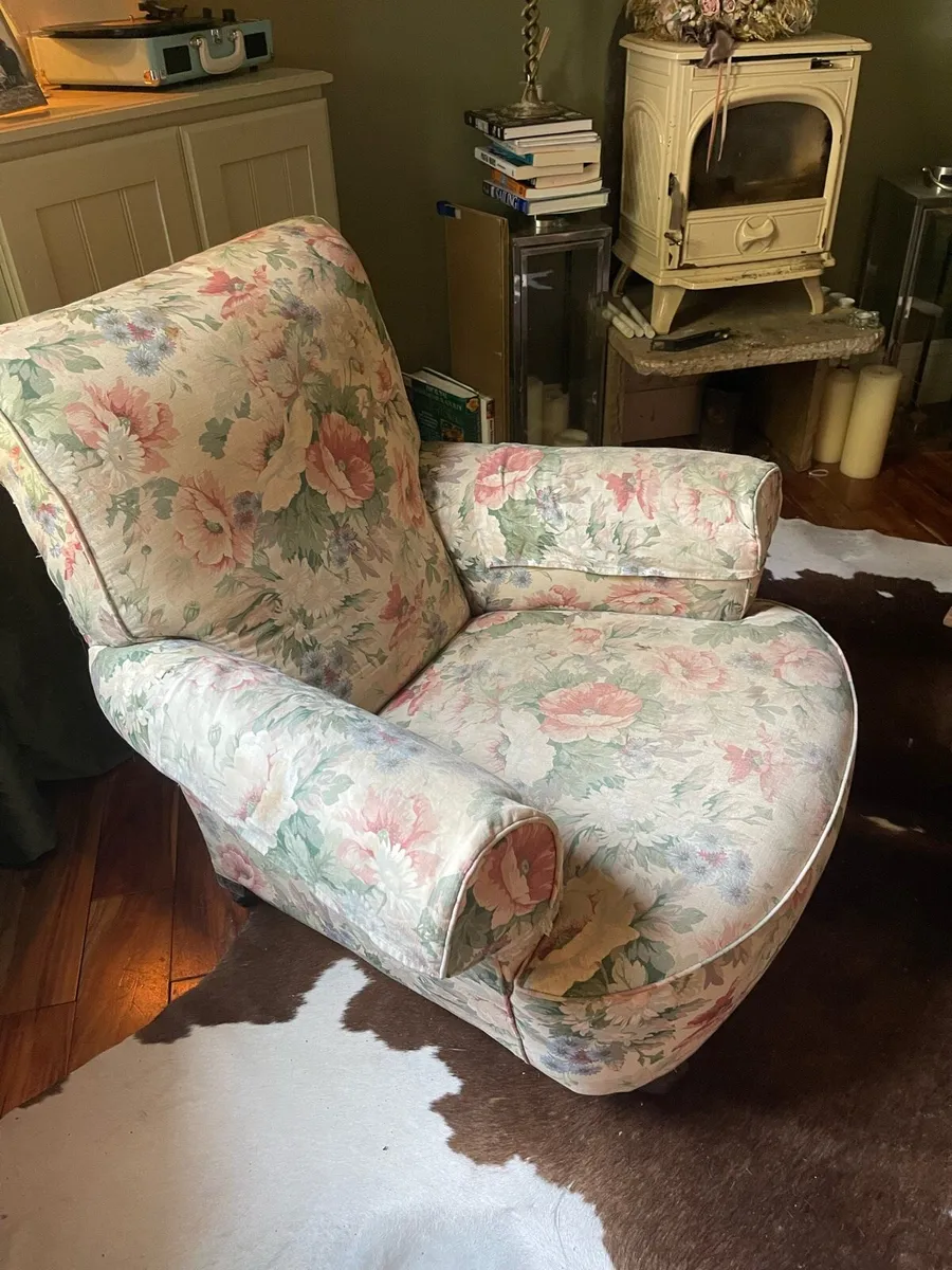 Armchair - Image 1