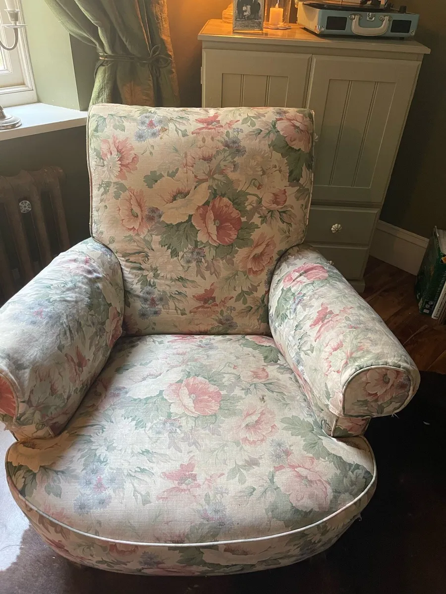 Armchair - Image 2