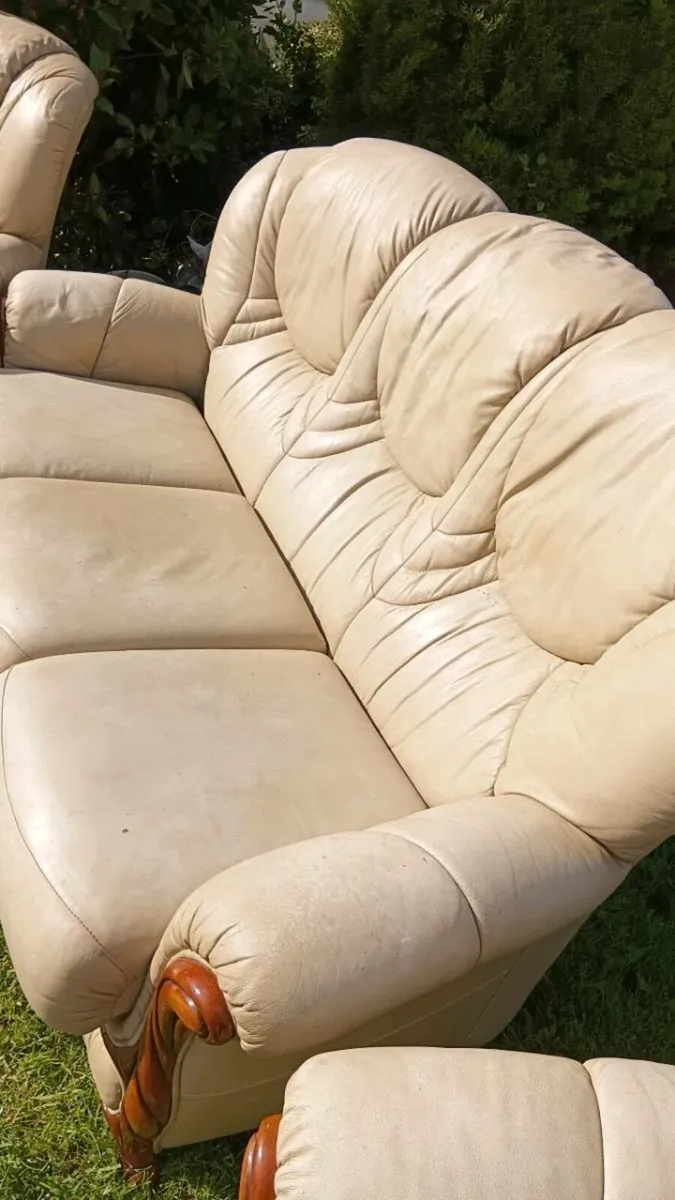 Free couch 2 armchair - Image 4