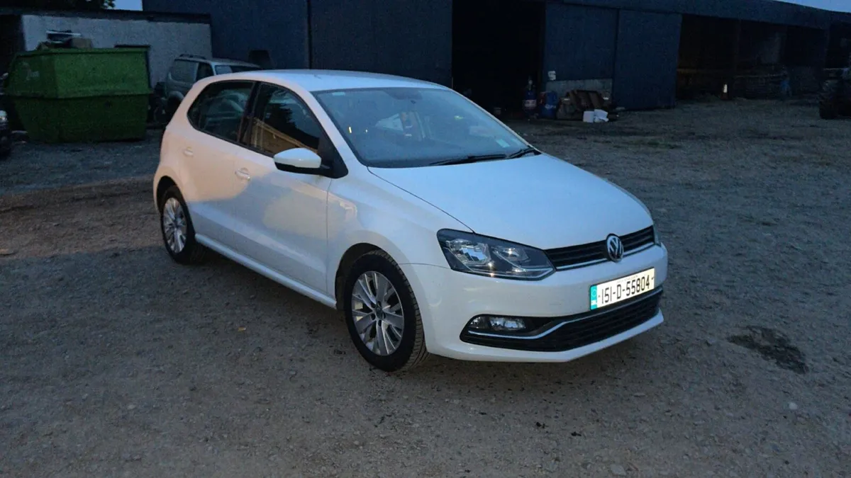2015 Volkswagen Polo - Image 1