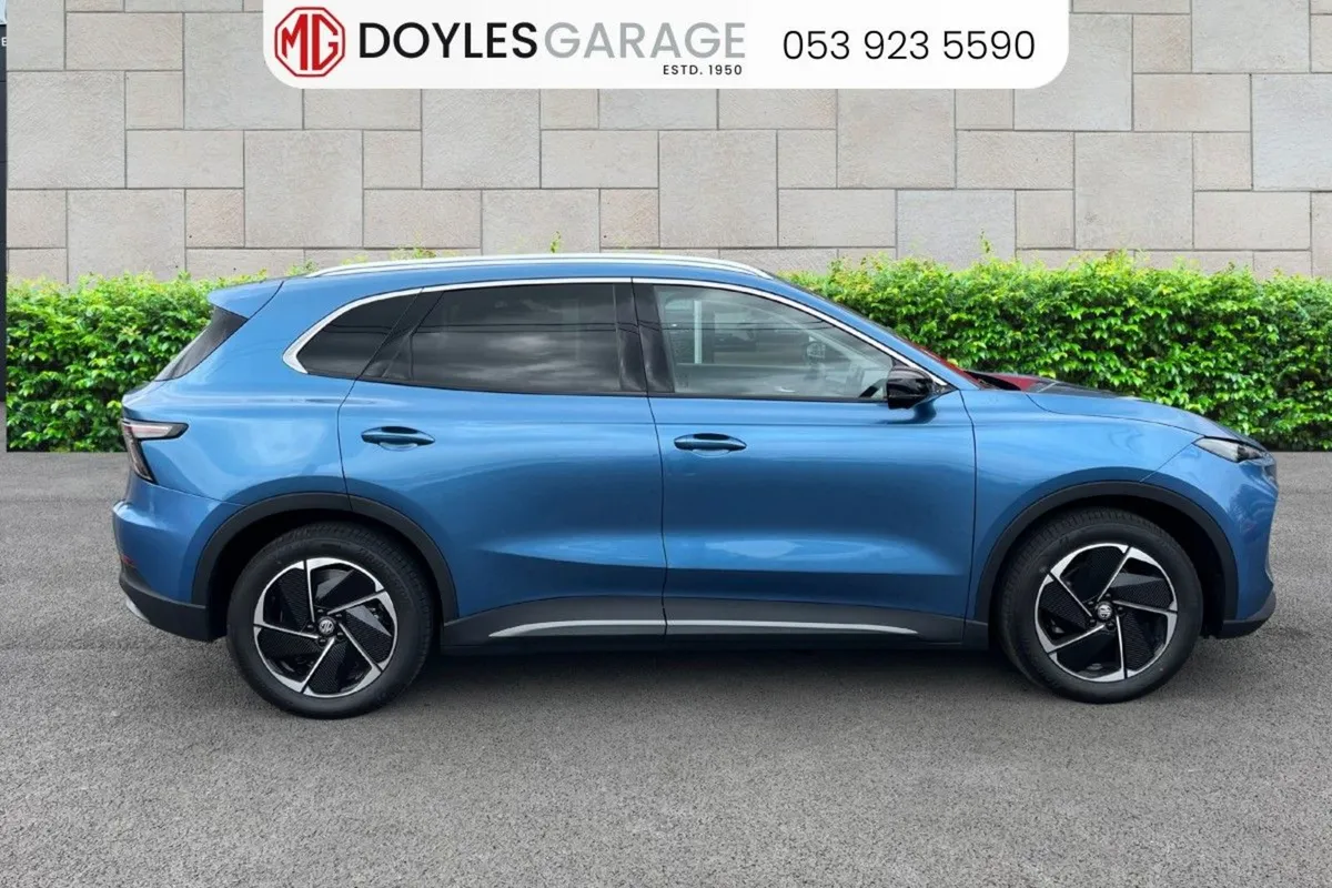 MG S5 Exclusive LR - Image 2