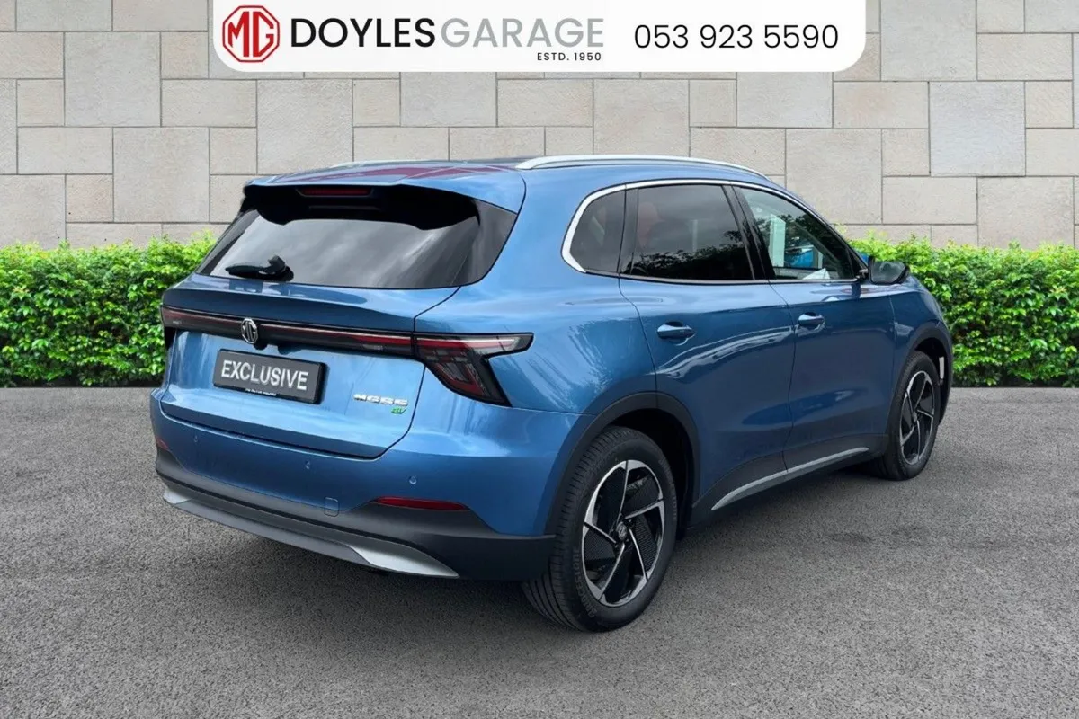 MG S5 Exclusive LR - Image 3