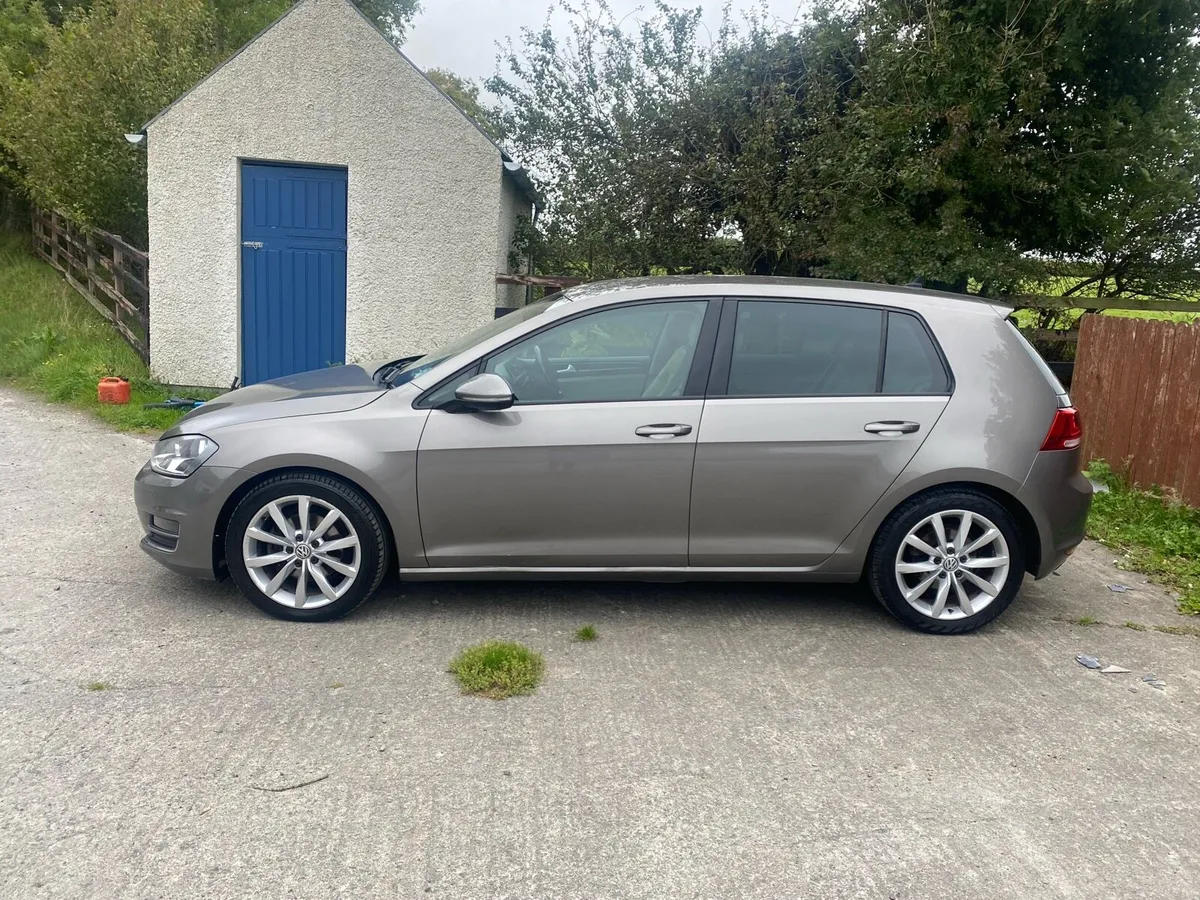 2016 VW Golf Highline 2.0 TDI DSG full leather - Image 3