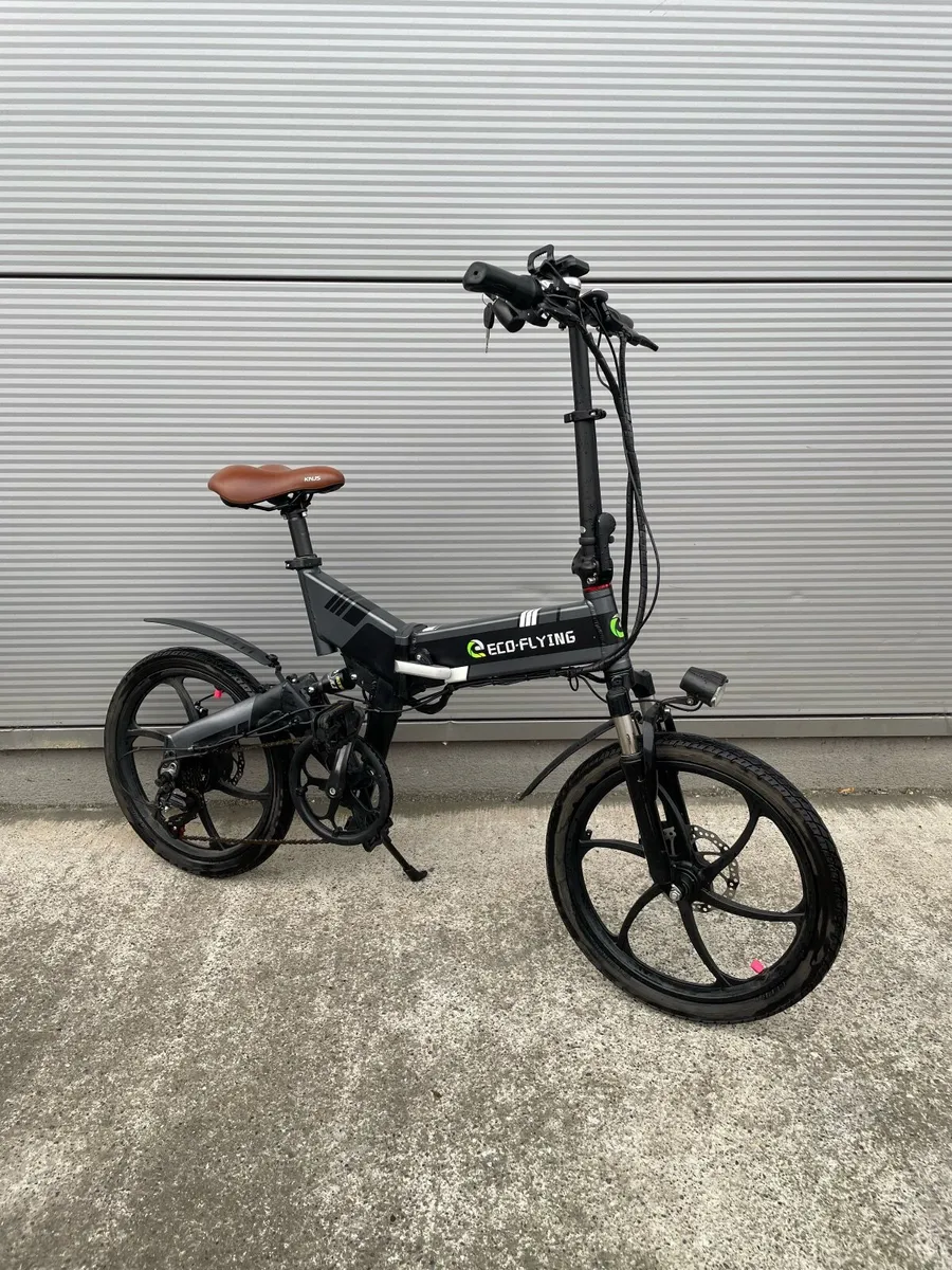 ECOFLYER LIGHTWEIGHT FOLDING E-BIKE - Image 1