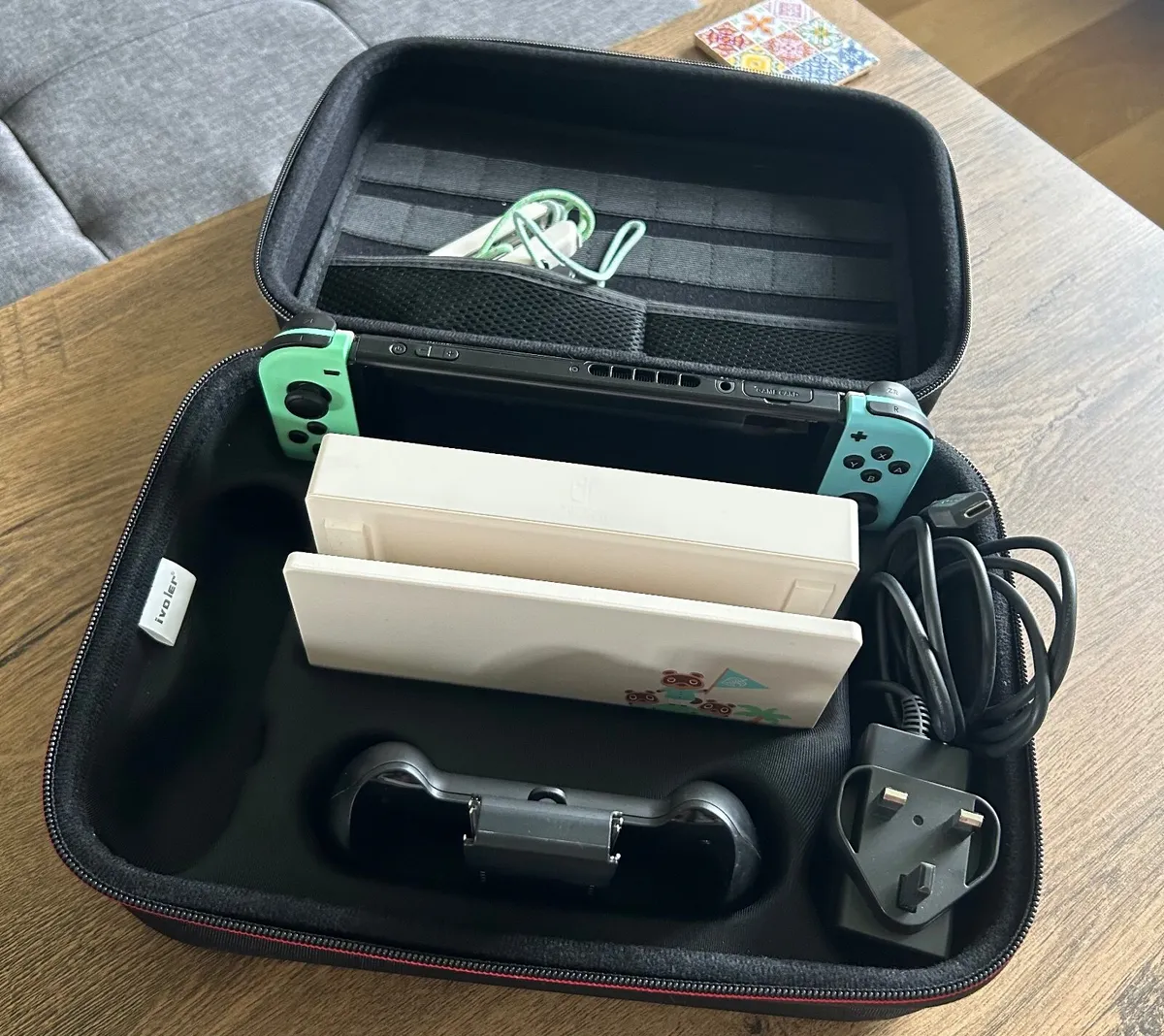 Animal Crossing Switch Console (Boxed, No Game) - Image 4