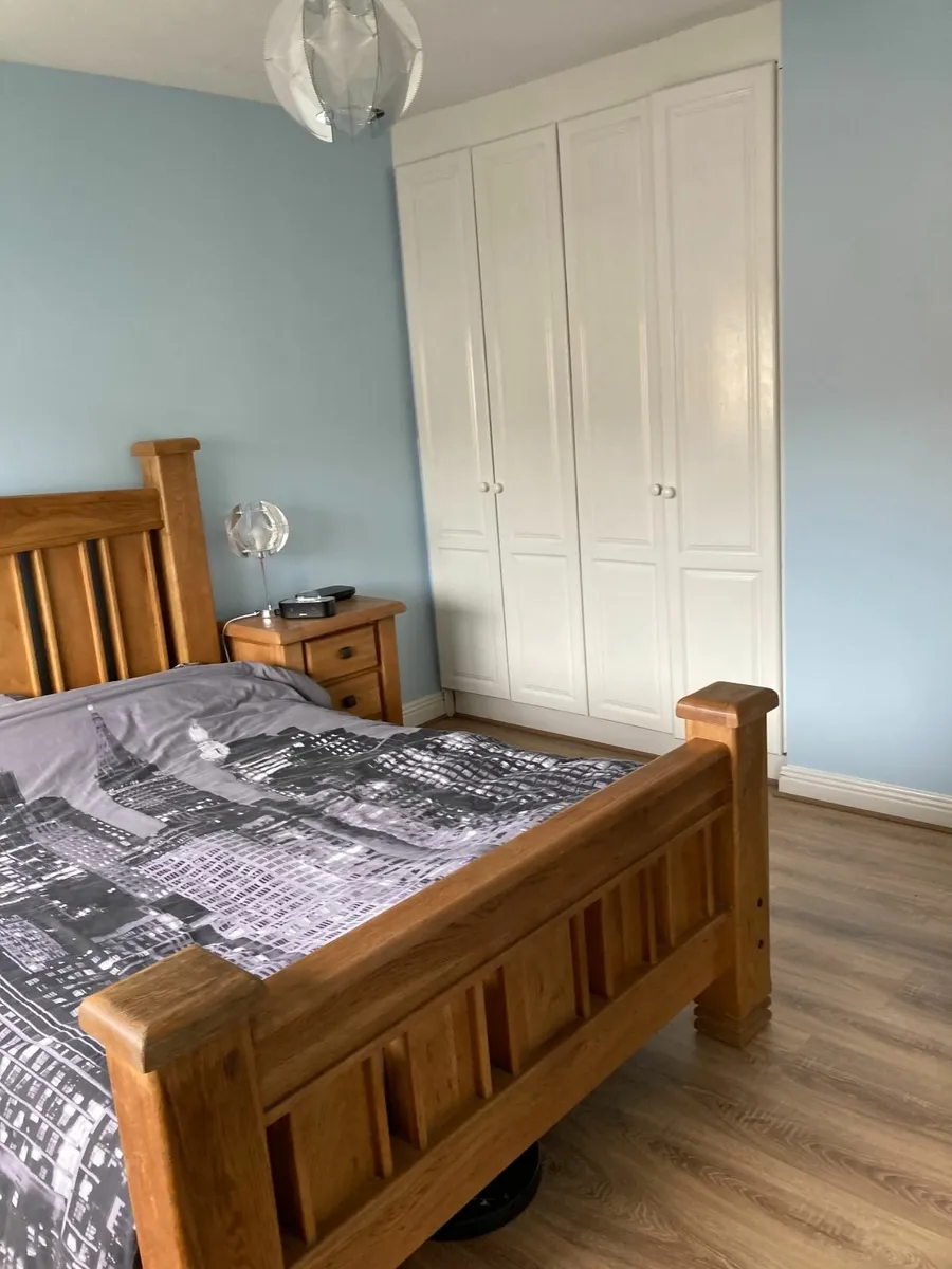 Solid wood double bed and matching 2 lockers!! - Image 1