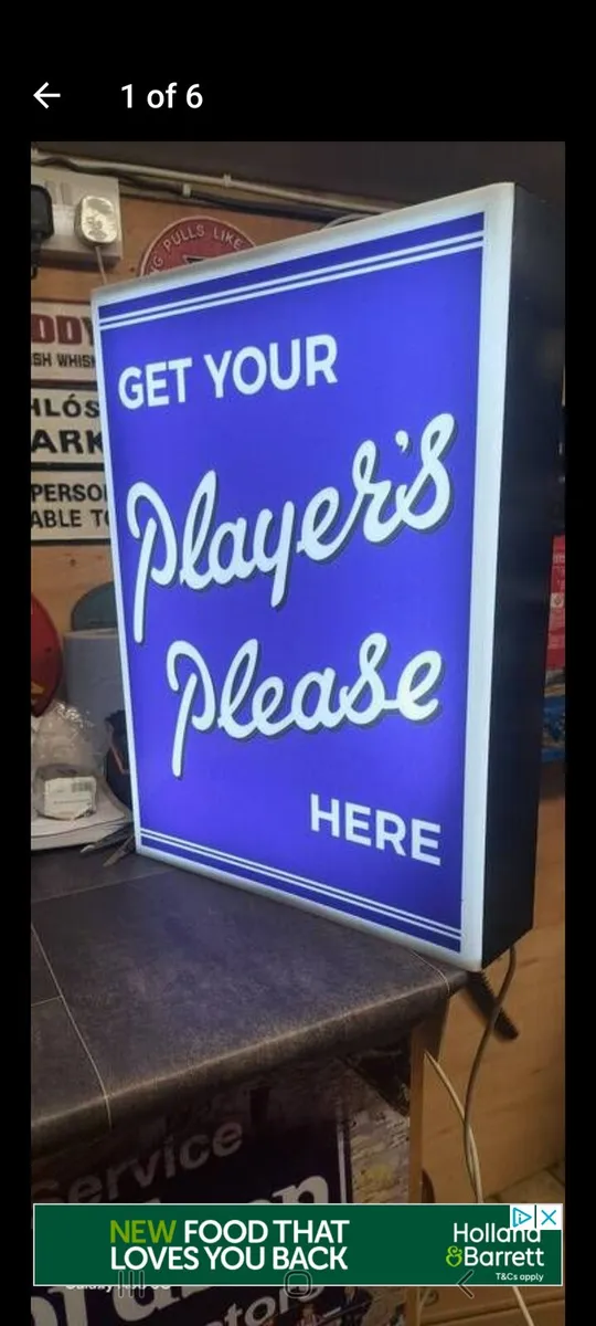 Players light up sign - Image 2