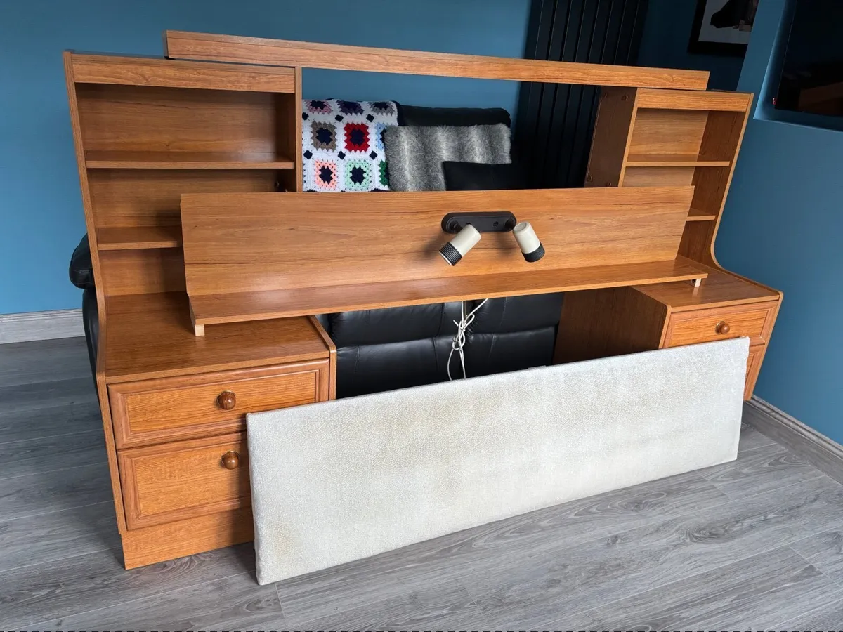 Headboard for 5ft bed - Image 1