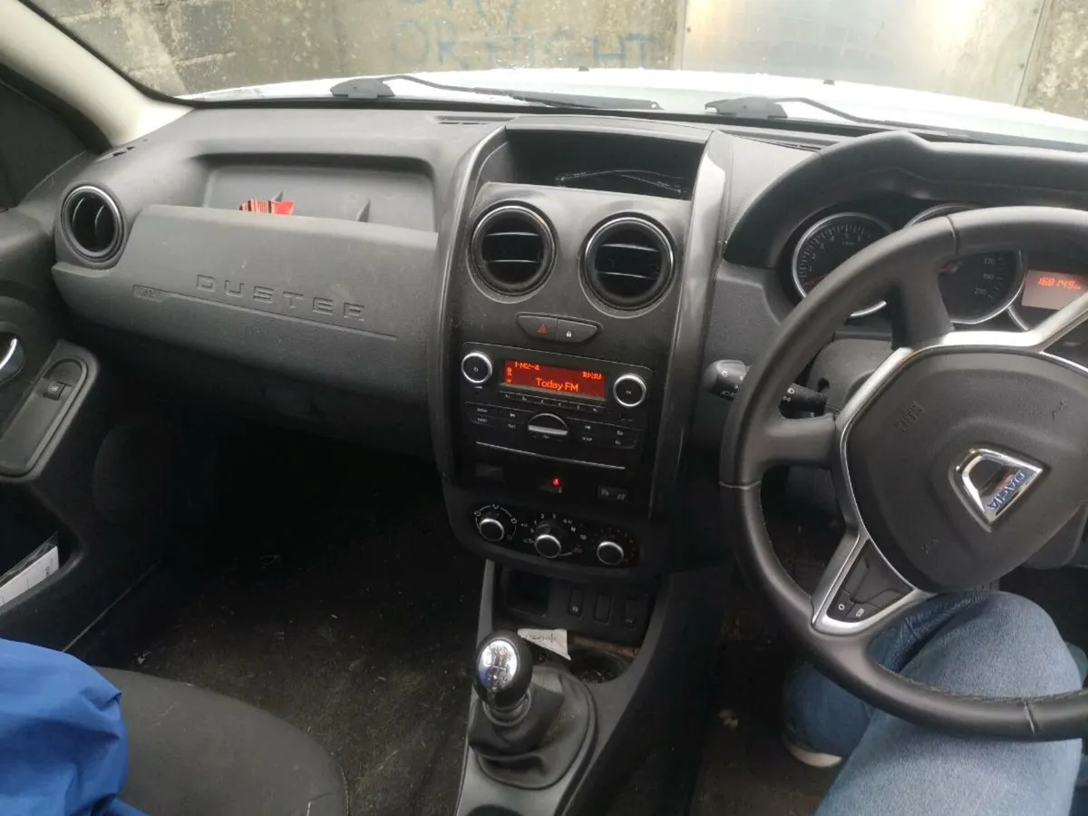 Dacia duster - Image 2