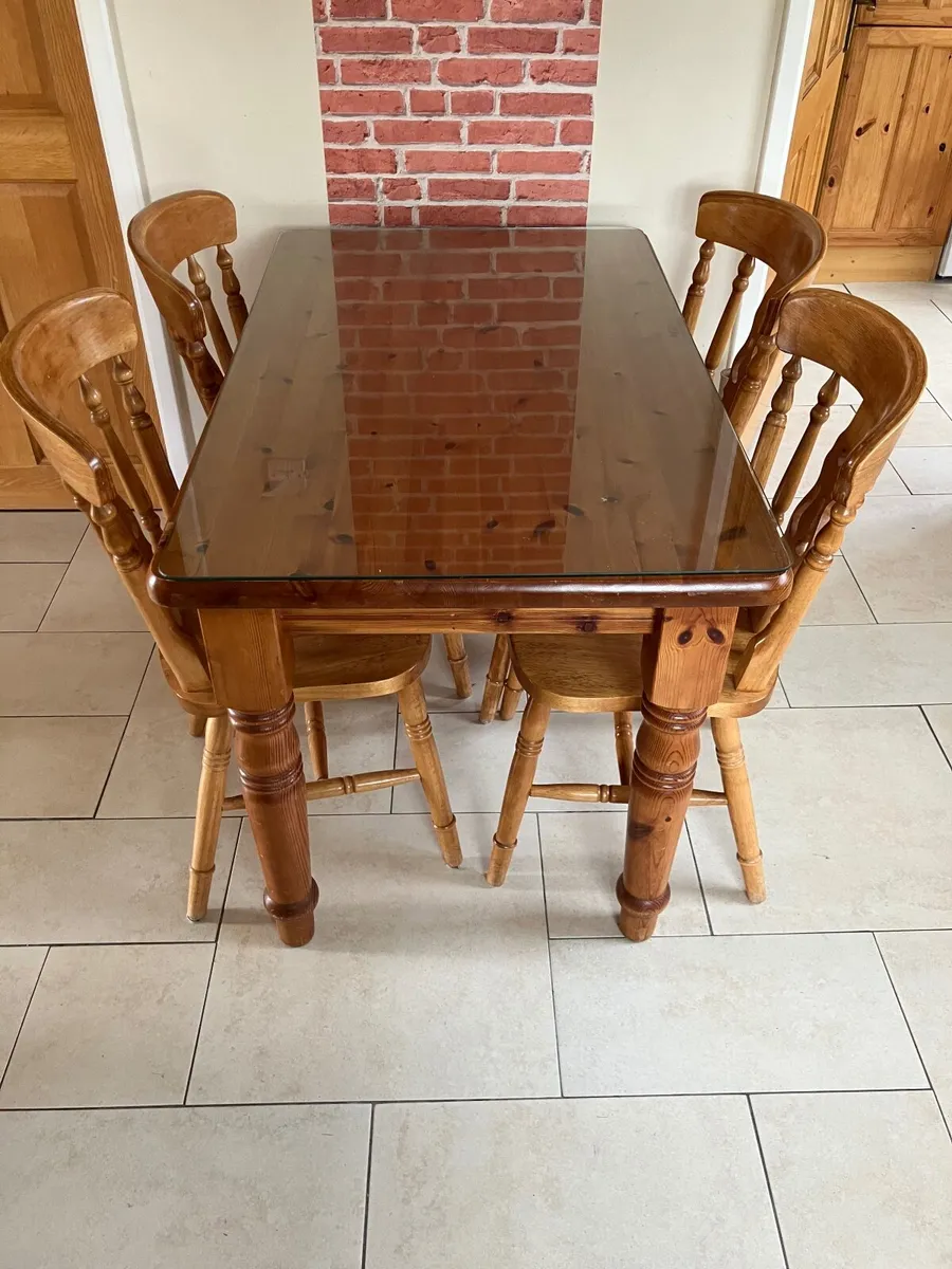 Kitchen table - Image 2