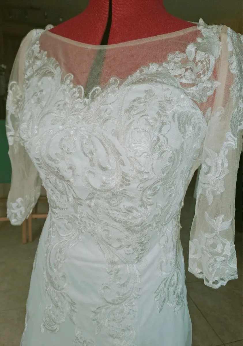 New wedding dress - Image 1