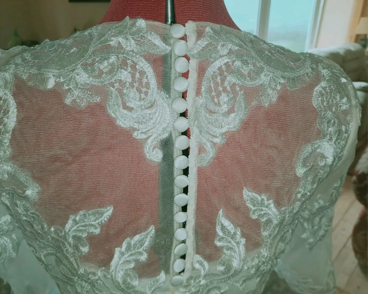 New wedding dress - Image 3