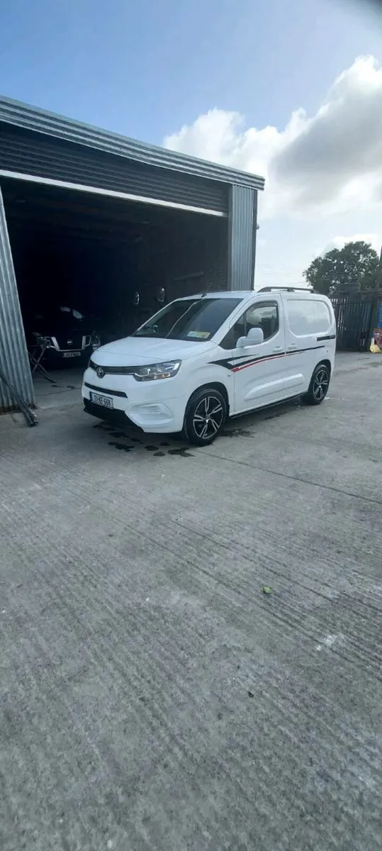 Toyota proace city - Image 1