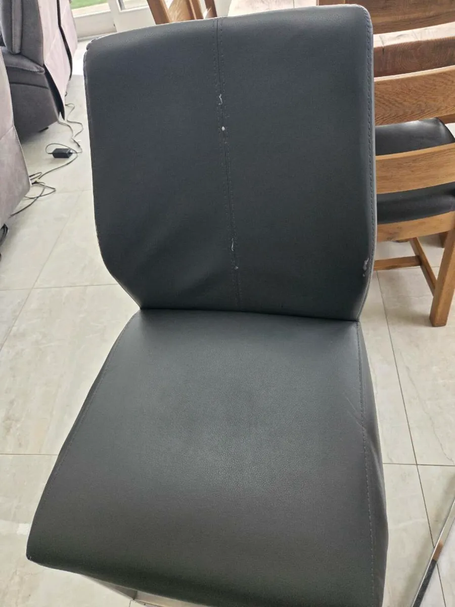 Counter seats - Image 2