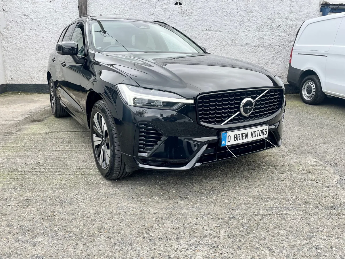 Volvo XC60 T6 Recharge AWD Auto PHEV,2023 - Image 1