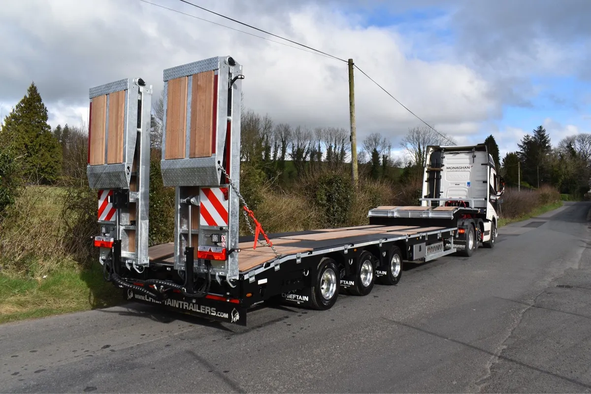2025 Chieftain 3 axle stepframe semi low loader - Image 1