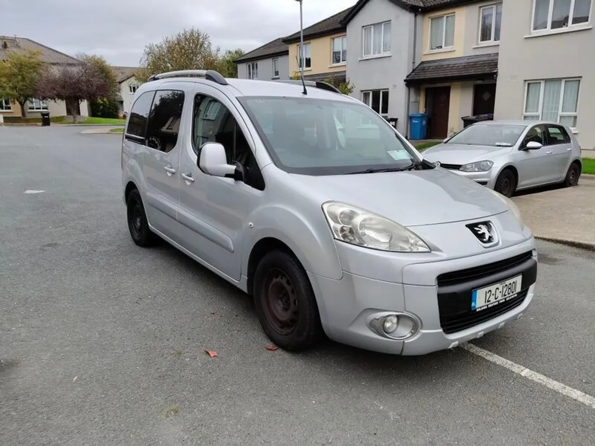 2012 Peugeot Partner Tepee - Image 1