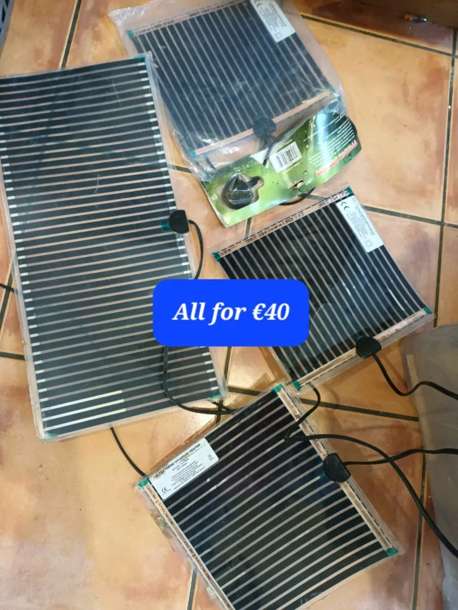 Reptile supplies - Image 1