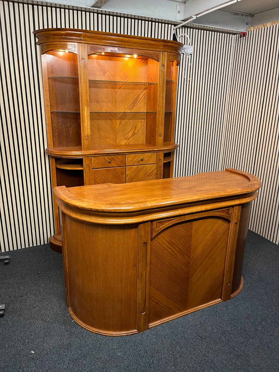 Oak stained Bar Counter @CJM - Image 1