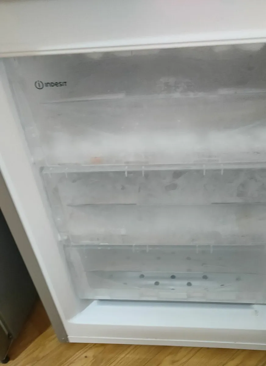 Indesit Fridge Freezer - Image 3