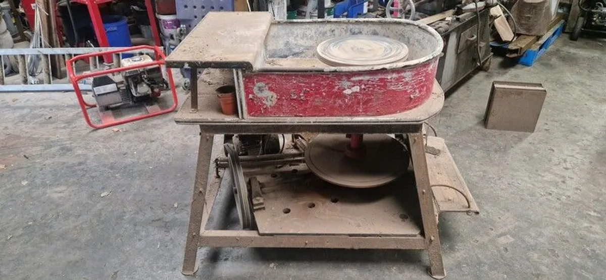 Pottery Wheel - Image 3
