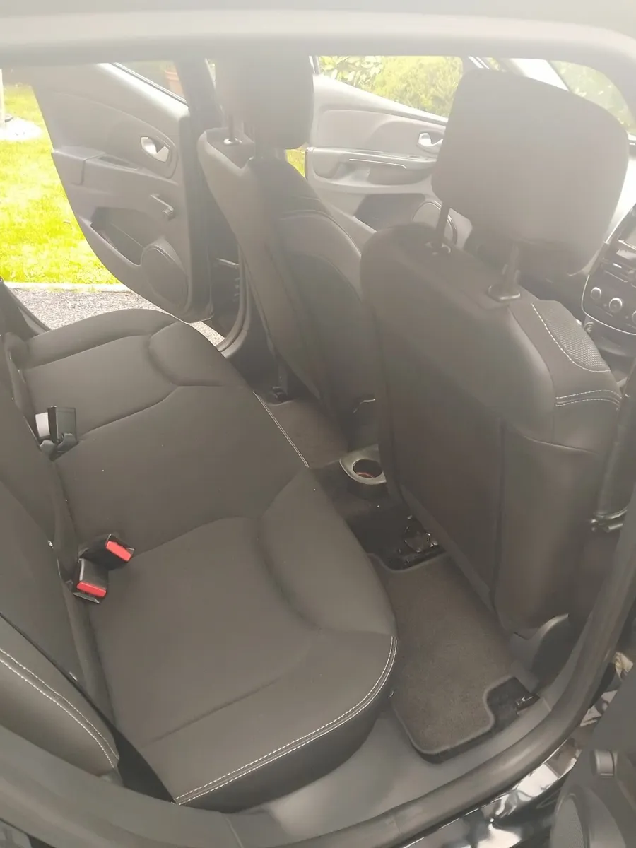 Renault Clio 2015 - Image 4