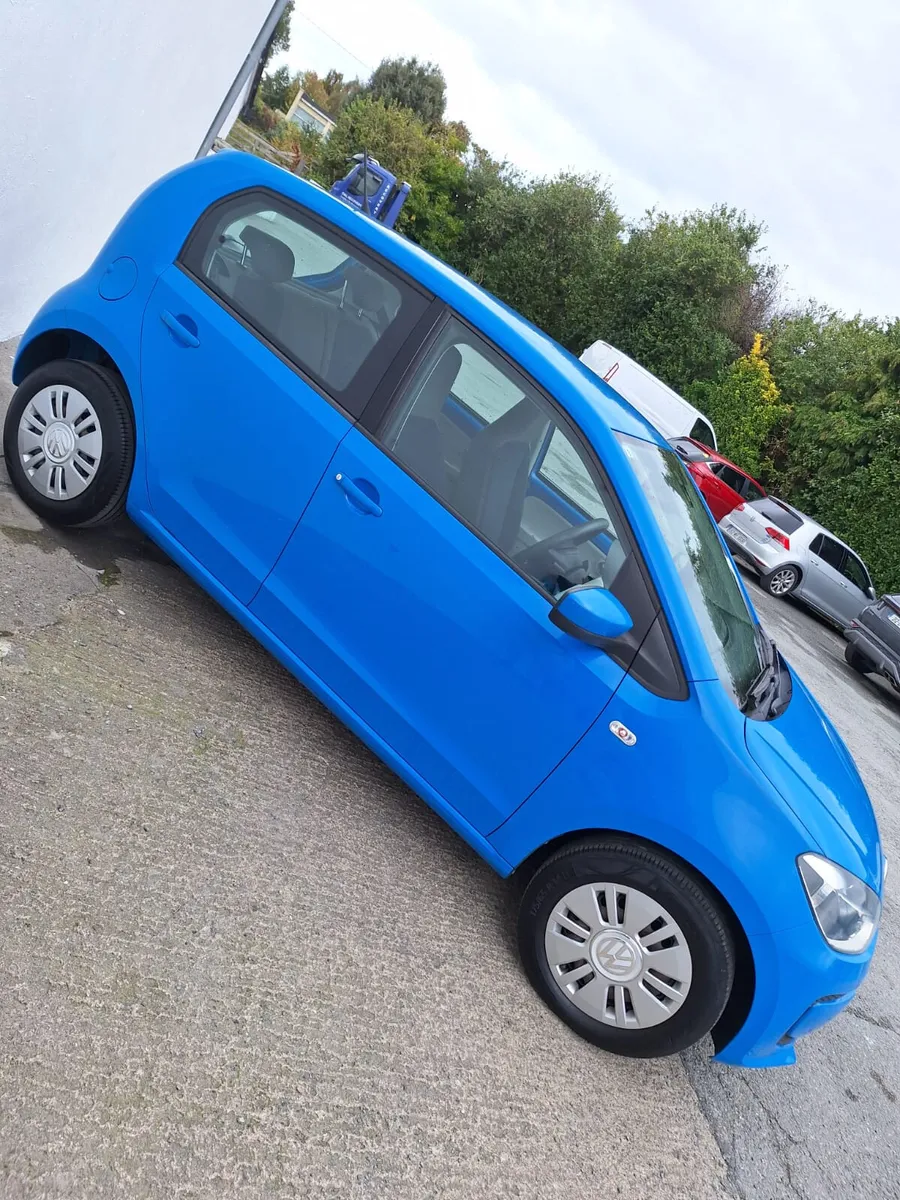 Car - Image 2