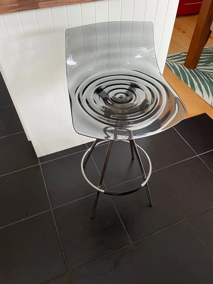 High stool - Image 1