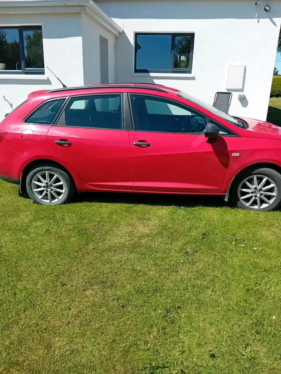 Car - Image 4