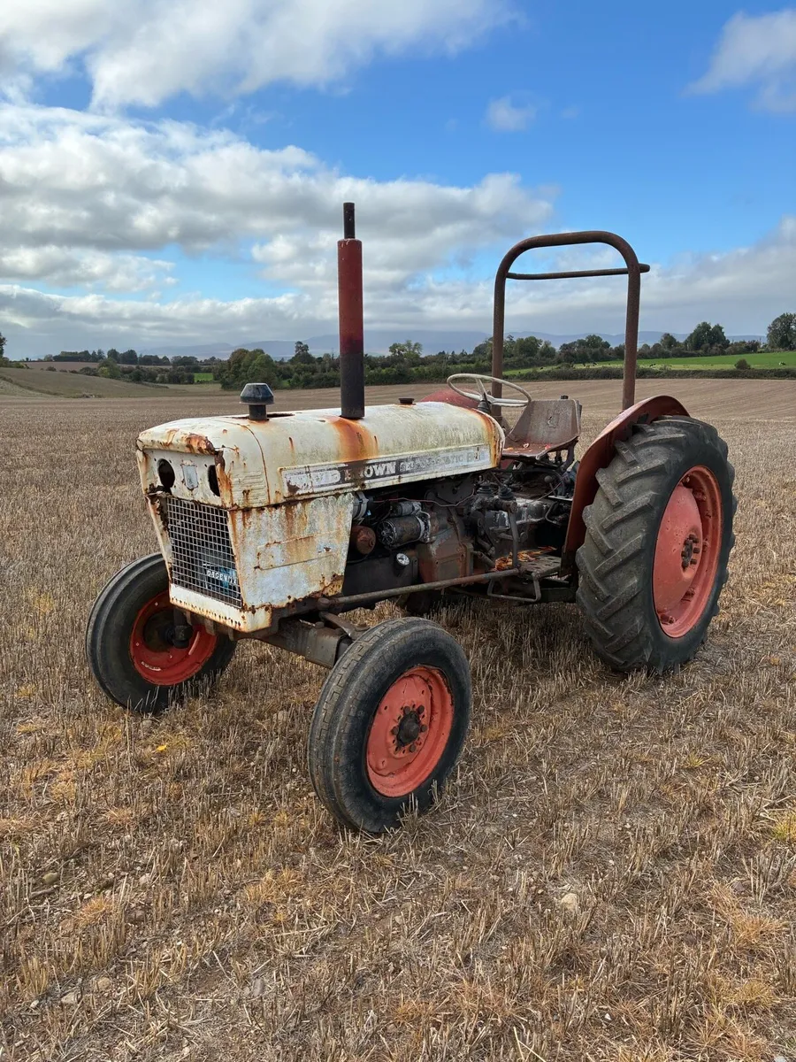 David Brown 880 - Image 1