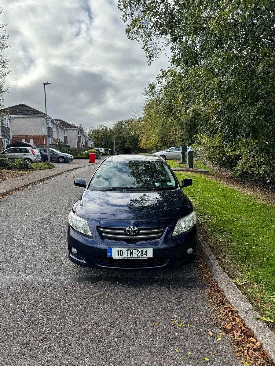 2010 Toyota Corolla 1.4 petrol NCT 01/26 Full s/h - Image 2