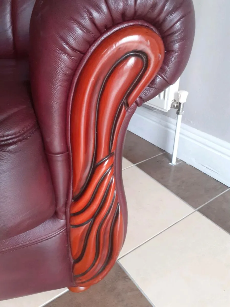 Couch - Image 4